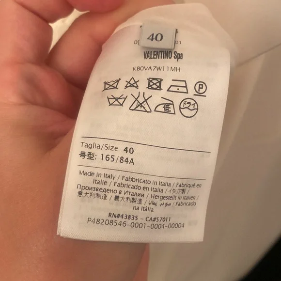 Authentic Valentino silk cape dress size 40 - Picture 9 of 10